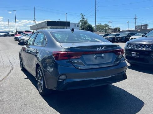 Certified 2023 Kia Forte LXS w/ LXS Technology Package FWD image 7