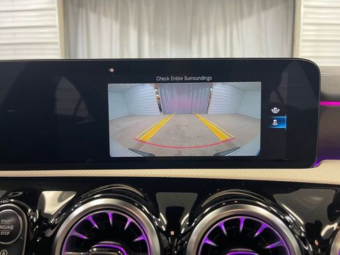 Used 2023 Mercedes-Benz CLA 250 4MATIC image 9