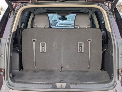 Used 2021 GMC Acadia Denali w/ Denali Technology Package image 19