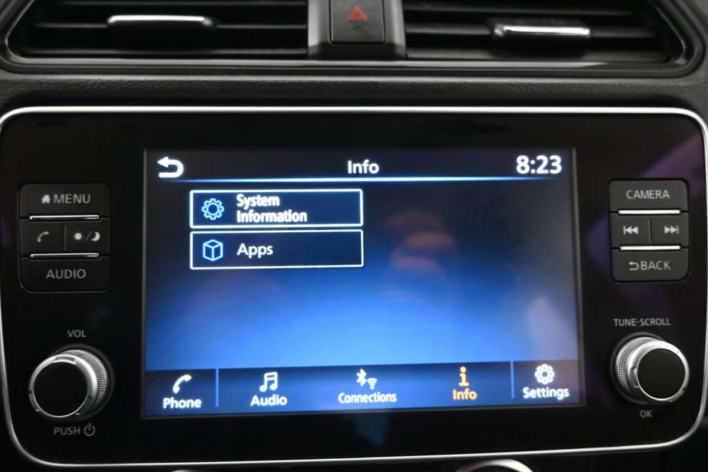 Used 2022 Nissan Leaf S FWD image 12