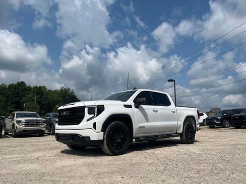 Used 2024 GMC Sierra 1500 Elevation w/ LPO, Elevation Black Package AWD/4WD image 2