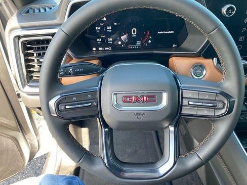 New 2026 GMC Canyon AT4 AWD/4WD image 10