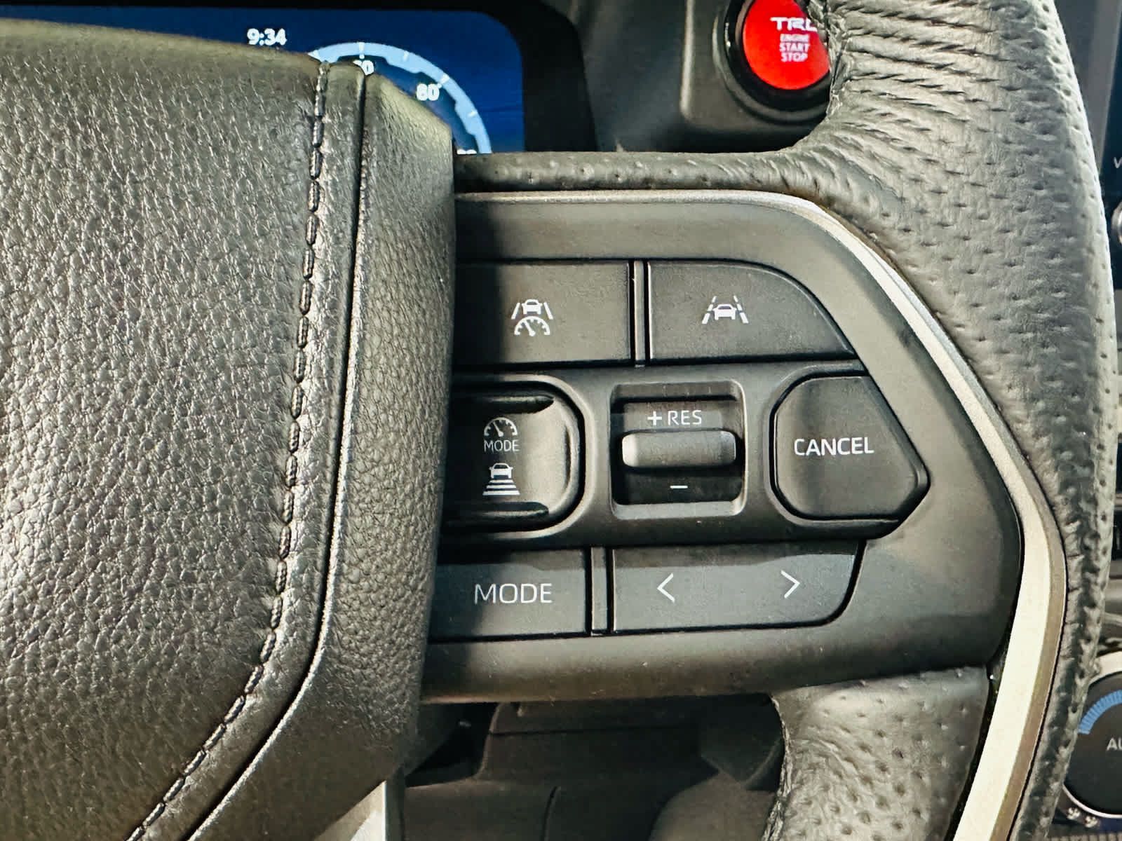 Certified 2025 Toyota Tacoma TRD Sport AWD/4WD image 17