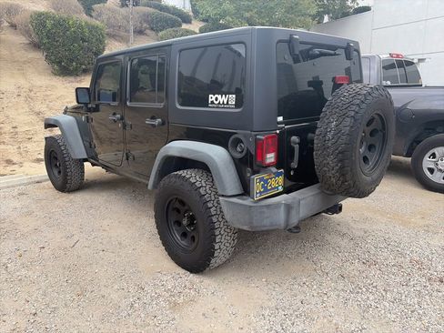 Used 2016 Jeep Wrangler Unlimited Sport AWD/4WD image 7