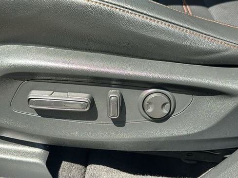Used 2025 Honda CR-V Sport Touring image 10