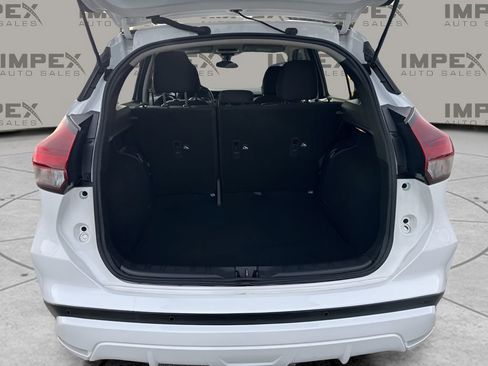 Used 2023 Nissan Kicks S image 25