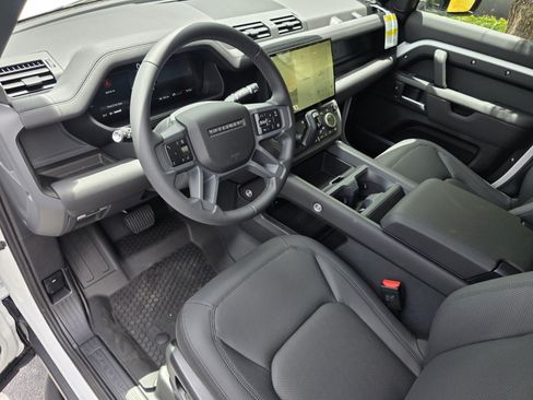 Used 2026 Land Rover Defender 110 S AWD/4WD image 11