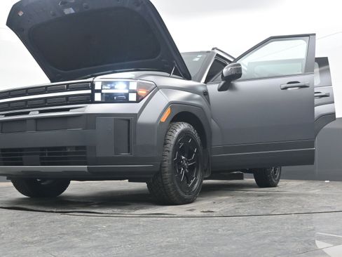 Used 2025 Hyundai Santa Fe XRT image 38