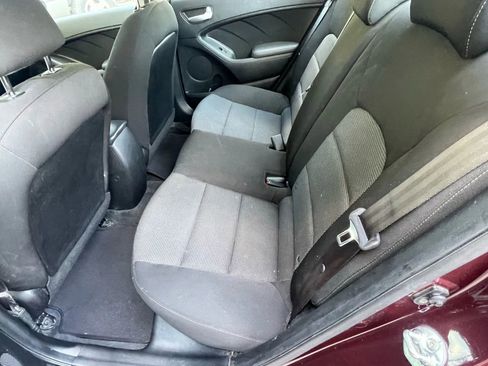 Used 2017 Kia Forte LX image 16