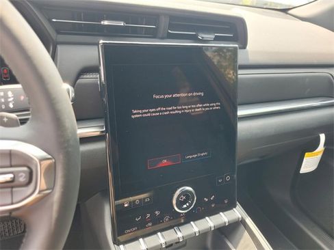 New 2025 GMC Terrain Elevation image 22