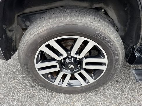 Used 2016 Toyota 4Runner Limited AWD/4WD image 17