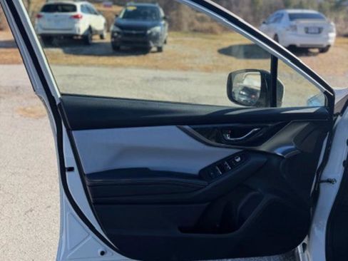 Used 2019 Subaru Crosstrek 2.0i Limited w/ Moonroof Package image 11