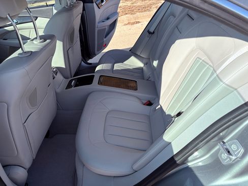 Used 2012 Mercedes-Benz CLS 550 CLS550 image 24