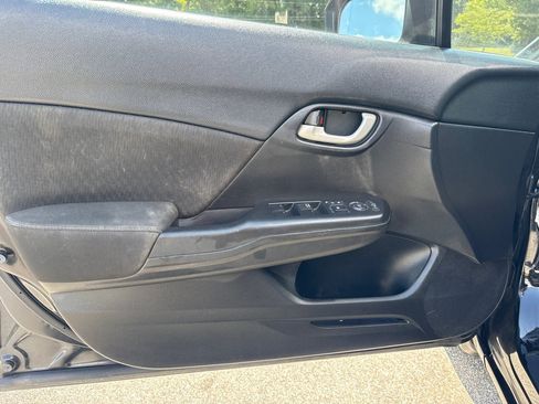 Used 2015 Honda Civic SE image 10