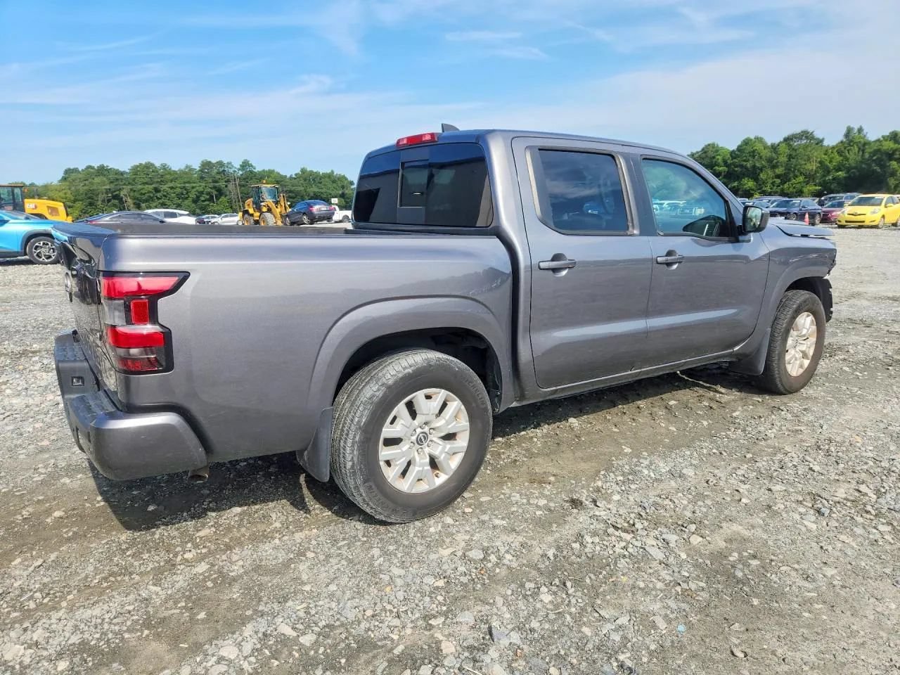 Used 2024 Nissan Frontier SV w/ SV Convenience Package RWD image 3