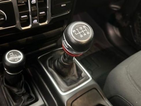 Used 2020 Jeep Gladiator Sport w/ Quick Order Package 23S AWD/4WD image 27