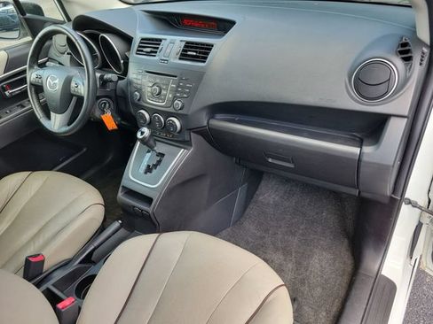 Used 2015 MAZDA MAZDA5 Grand Touring FWD image 11