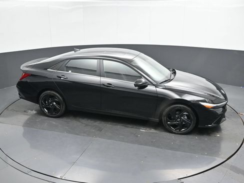 Used 2026 Hyundai Elantra SEL Sport Premium FWD image 40