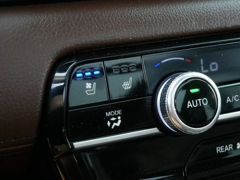 Used 2024 Honda Pilot Elite image 26