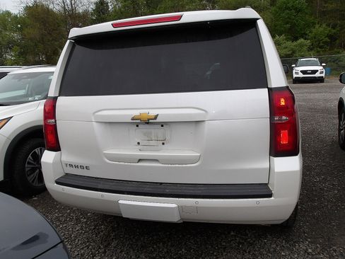 Used 2018 Chevrolet Tahoe LT w/ LT Signature Package AWD/4WD image 2