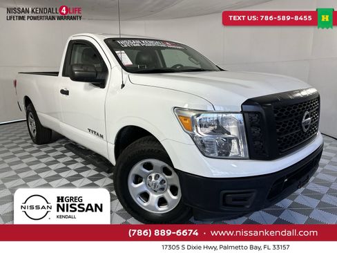 Used 2017 Nissan Titan S image 1
