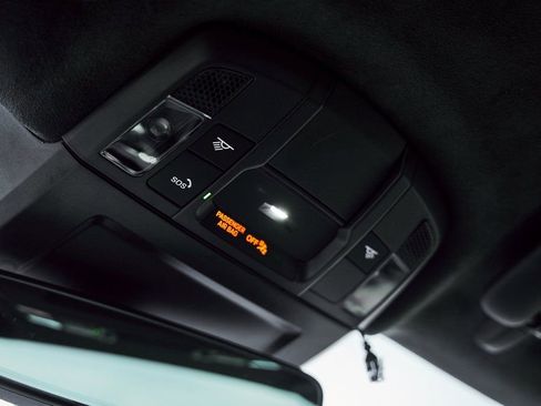 Used 2024 Porsche 911 Turbo S image 75