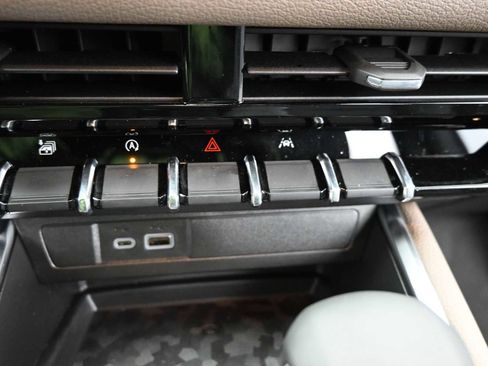 New 2026 GMC Canyon Denali image 19