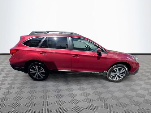 Used 2018 Subaru Outback 2.5i Limited AWD/4WD image 35