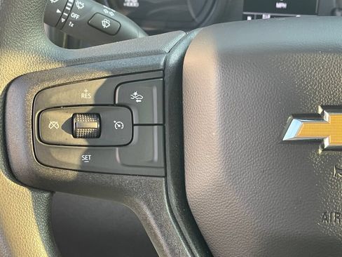 Used 2025 Chevrolet Silverado 1500 W/T AWD/4WD image 15