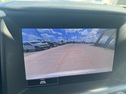 Used 2023 GMC Terrain SLT FWD image 15