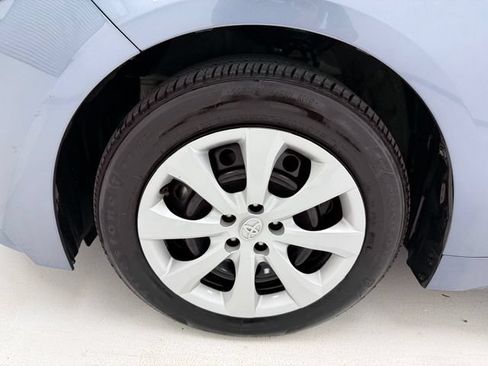 Used 2024 Toyota Corolla LE FWD image 7