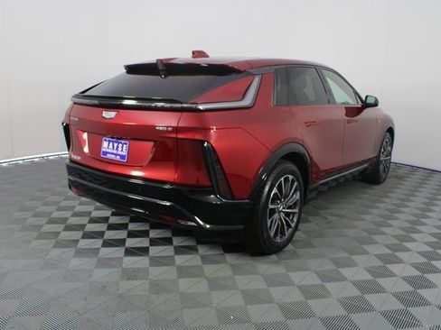 Used 2024 Cadillac Lyriq Sport image 28