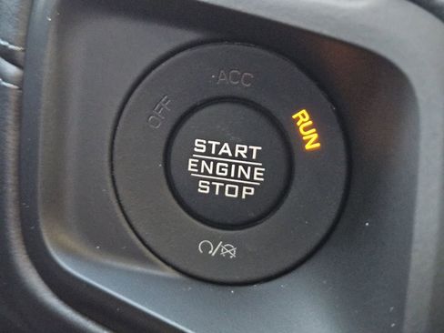 New 2026 Jeep Gladiator Sport AWD/4WD image 22