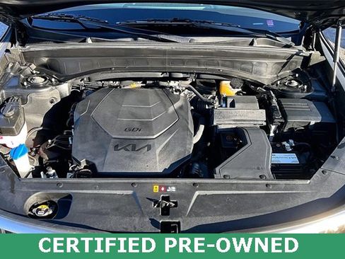 Used 2023 Kia Telluride EX w/ EX Captain's Chair Package image 9