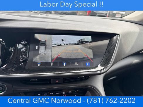 Used 2023 Buick Envision Essence w/ Technology Package I AWD/4WD image 18