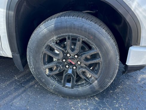 New 2026 GMC Sierra 1500 Elevation AWD/4WD image 4