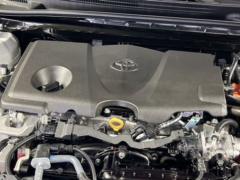 Used 2025 Toyota Camry LE FWD image 29