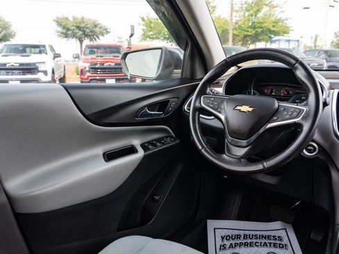 Used 2018 Chevrolet Equinox LT AWD/4WD image 12
