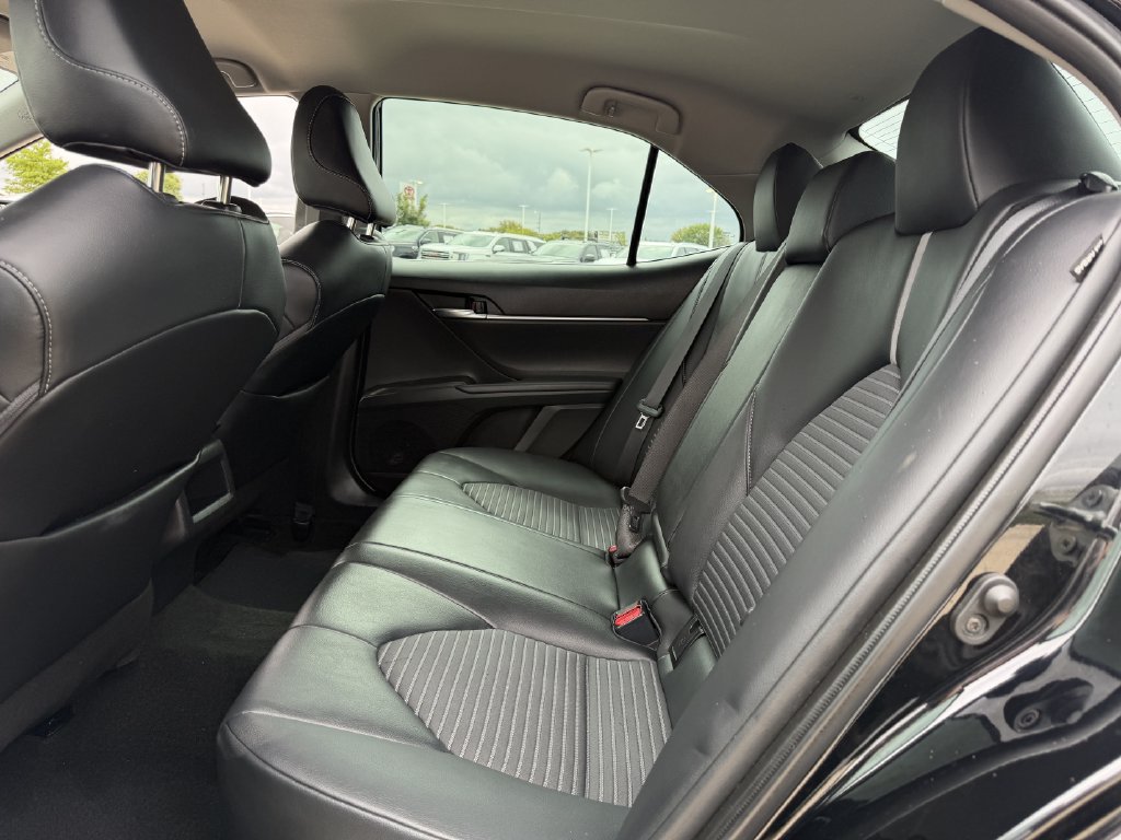Used 2023 Toyota Camry SE FWD image 26