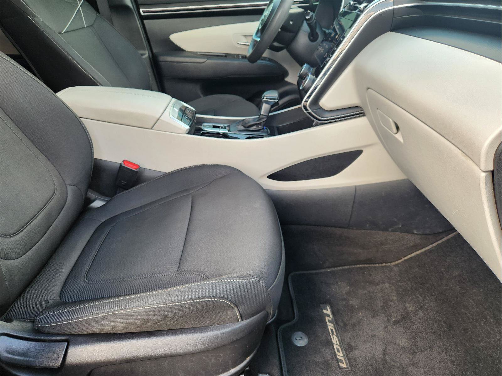 Used 2022 Hyundai Tucson SEL FWD image 14