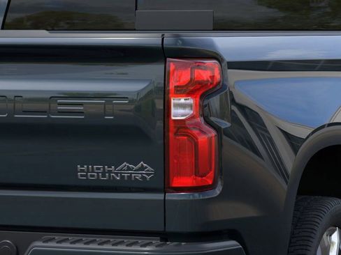 New 2026 Chevrolet Silverado 1500 High Country w/ High Country Premium Package AWD/4WD image 11