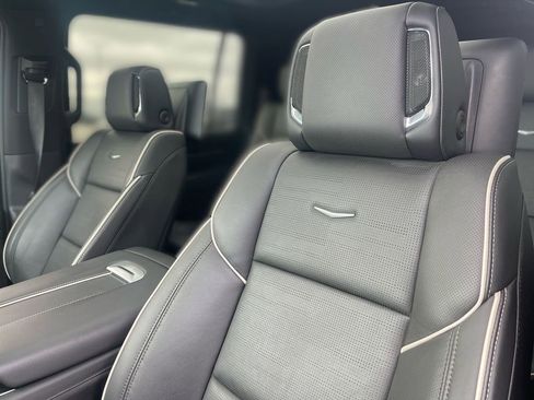 Certified 2024 Cadillac Escalade ESV Sport w/ LPO, ONYX Package image 8