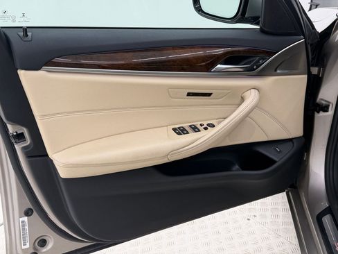 Used 2017 BMW 530i image 12