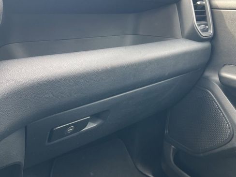 Used 2025 RAM 1500 Tradesman image 31