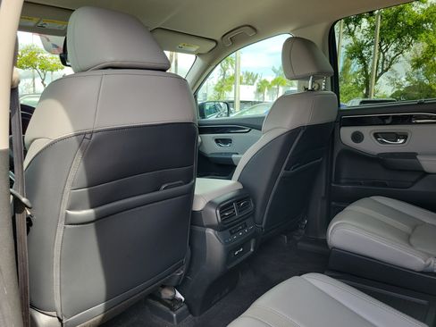 Used 2023 Honda Pilot EX-L image 17