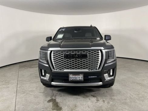 Used 2023 GMC Yukon Denali AWD/4WD image 3