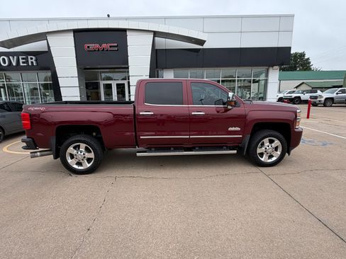 Used 2016 Chevrolet Silverado 2500 High Country w/ Duramax Plus Package AWD/4WD image 30