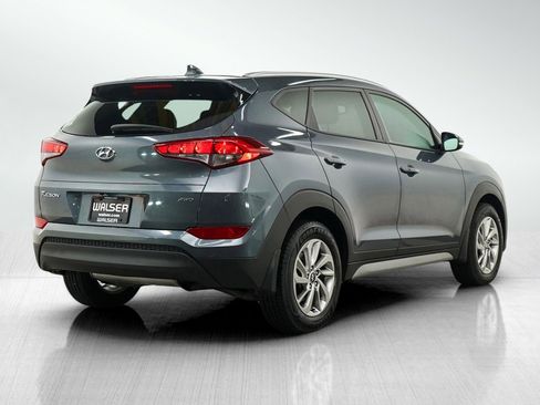 Used 2017 Hyundai Tucson SE Plus AWD/4WD image 5