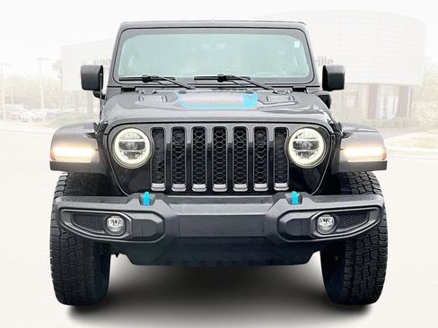 Used 2022 Jeep Wrangler Unlimited Rubicon 4xe image 2