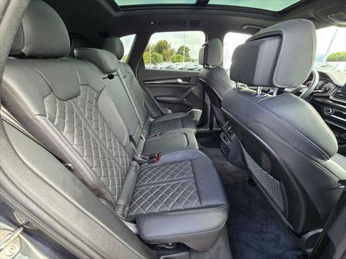 Used 2023 Audi SQ5 Prestige w/ Prestige Package AWD/4WD image 12